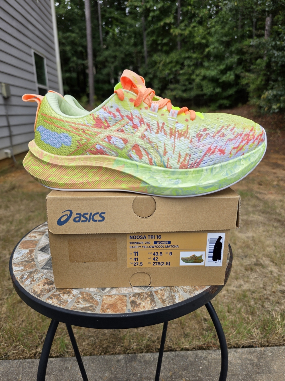 Asics Noosa TRI 16 1012B675 Safety Yellow Running Shoes Women Sz 11 Worn 2x Box